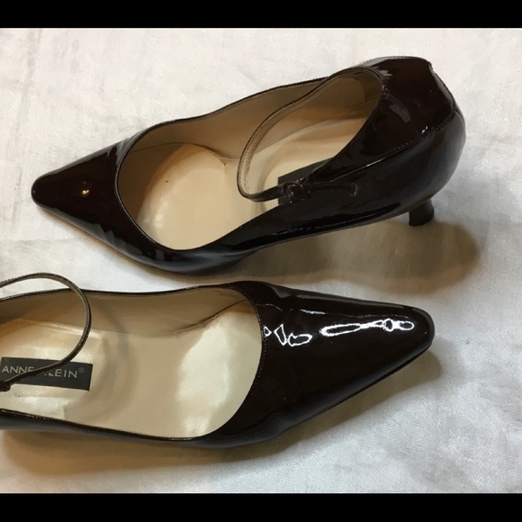 Anne Klein 9M Brown Leather Ankle Wrap Pumps EUC - Picture 4 of 8